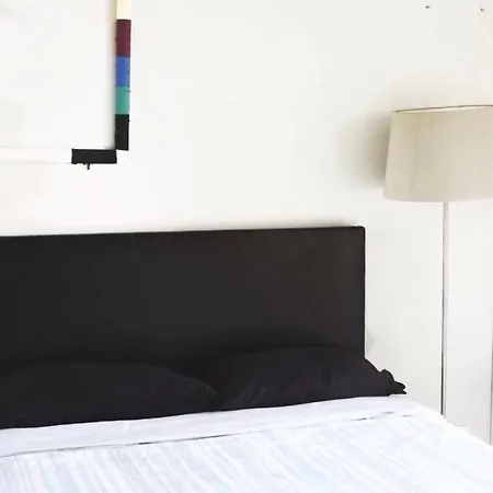 شقة Cosy In The Heart Of