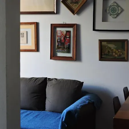 Cosy In The Heart Of * Lissabon